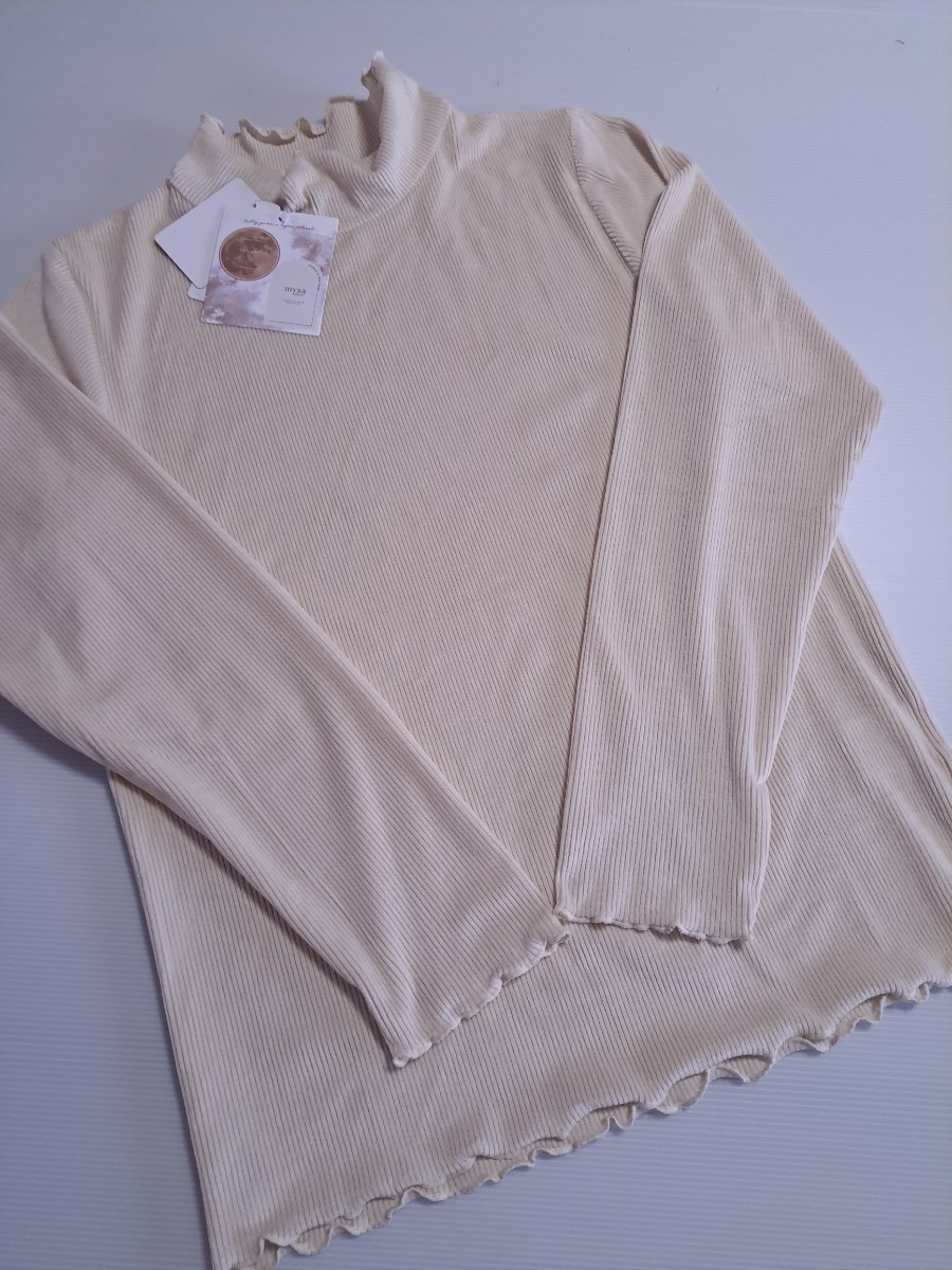 新品未使用 しまむら yumi×田中里奈 LL XL ベロアテレコトップス 長袖シャツ 即決送料無料 Aら インフルエンサー拍卖