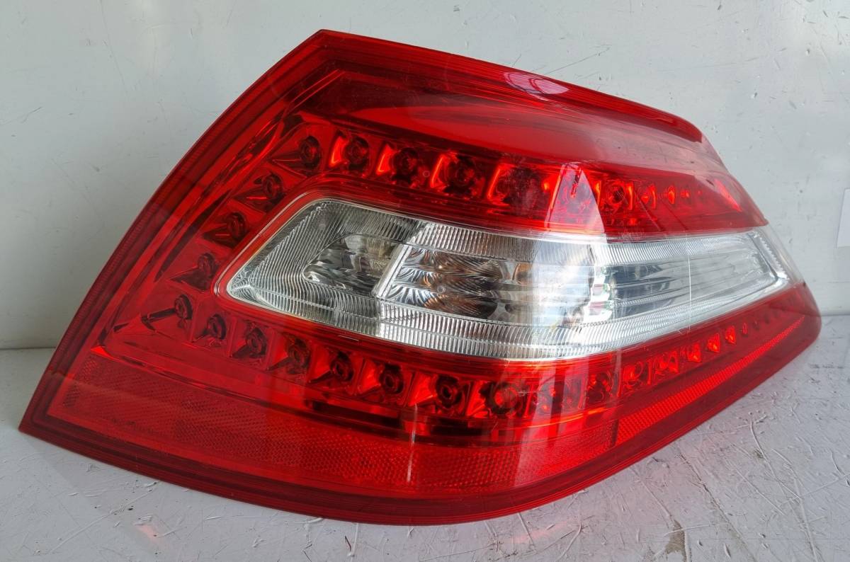 ニッサン ティアナ J32 テールランプ 右拍卖