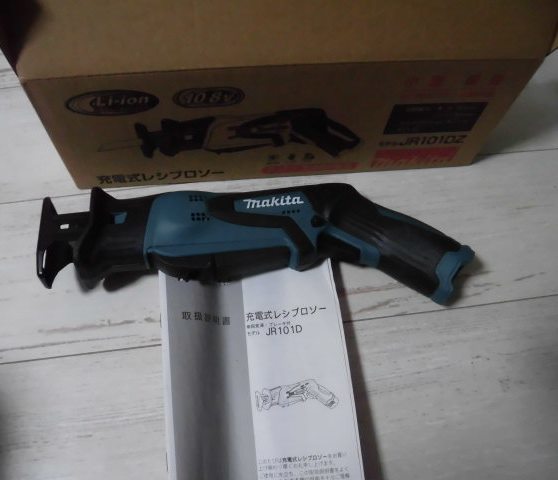 makita 充電式レシプソー JR101DZ 10.8V マキタ 切断 ジグソー 解体 充電式 天井 60サイズ拍卖