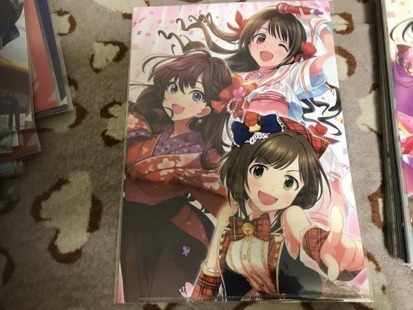 048クリアファイル アイドルマスター シンデレラガールズ モバマス 物理報酬 特典 非売品  島村卯月 前川みく 一ノ瀬志希拍卖