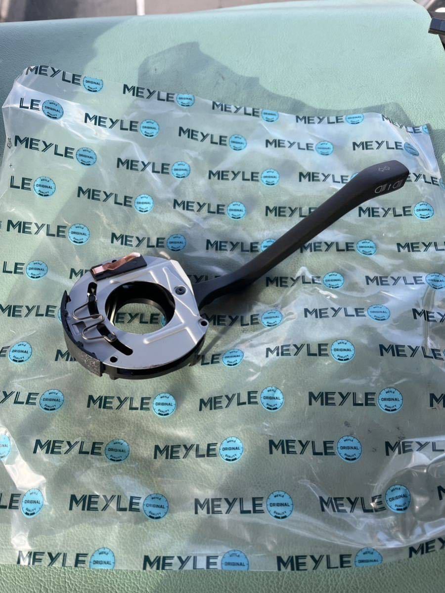 アウディ VW コラムスイッチ ウインカーレバー 80 90 クーペ B2 ゴルフ1 ゴルフ1カブリオ ジェッタ1 ポロ 86 Type1 ビートル NO.4316拍卖