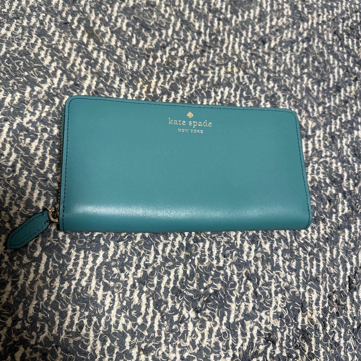 ★ 新品 未使用 katespade new yorkケイト WALLET 長財布 ラウンドファスナー ストーンブルー拍卖