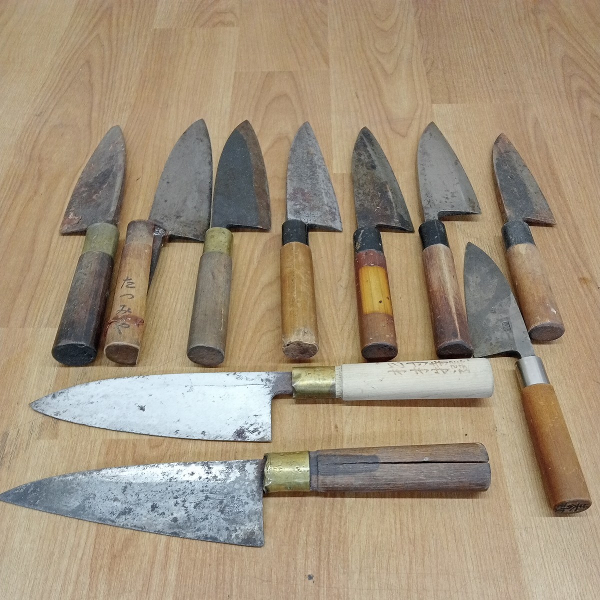 出刃包丁 まとめ売り 10本 和包丁 職人 在銘 松村 徳重 二見浦 菊一文字 土佐 たつみや 吉高 中古品拍卖