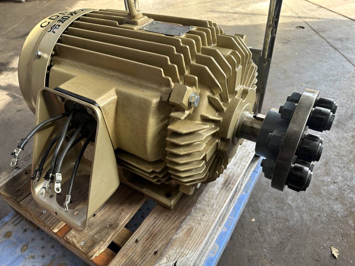 東芝 TOSHIBA モーター TKKH 30kw 4p 三相モーター モーター インダクションモーター 電動モーター GOLDMOTOR-HICH EFFICIENCY拍卖