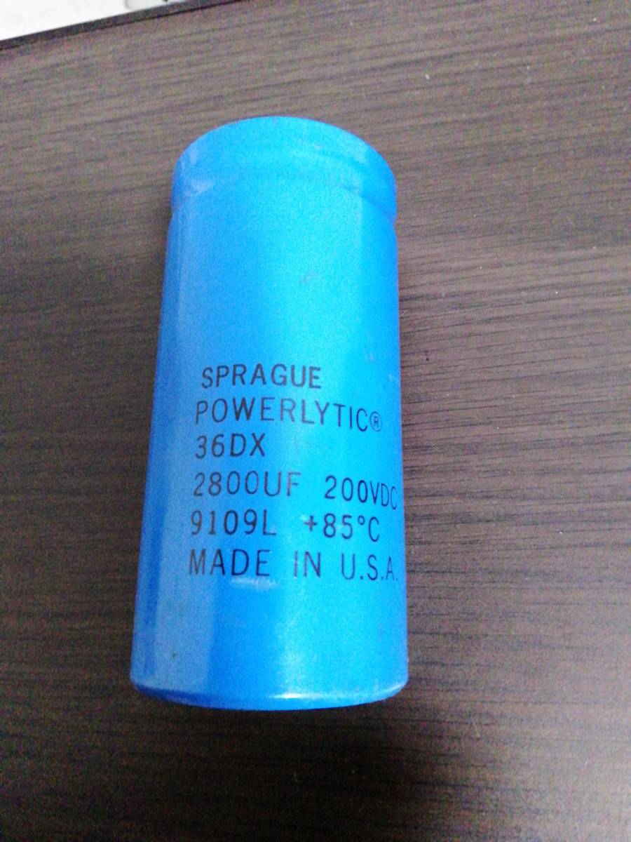 電解コンデンサ 200V 2800uF (SPRAGUE)拍卖