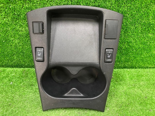 日産 リーフ AZE0 センターコンソール ドリンクホルダー パネル拍卖