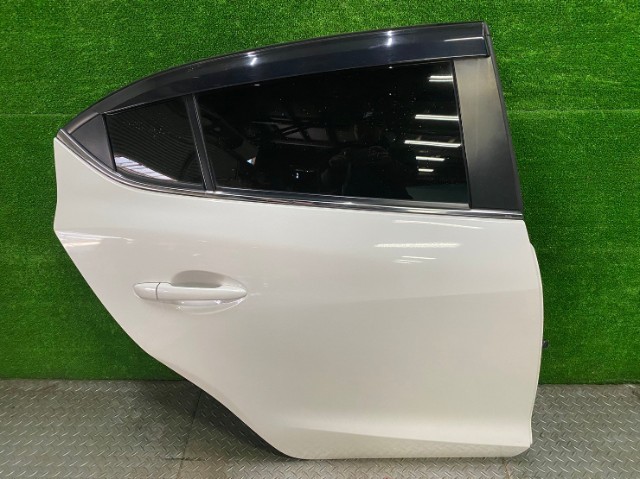 マツダ アクセラ スポーツ BM5FS リアドア 右 リヤ 25D BJY0-72-02XF拍卖