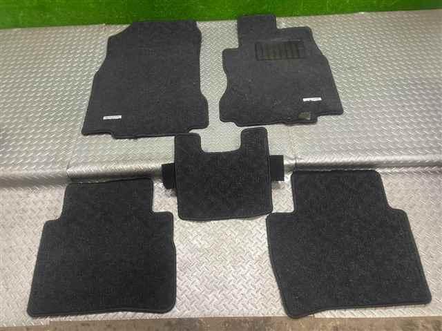 ニッサン ウイングロード Y12 フロアマット 1台分 セット拍卖