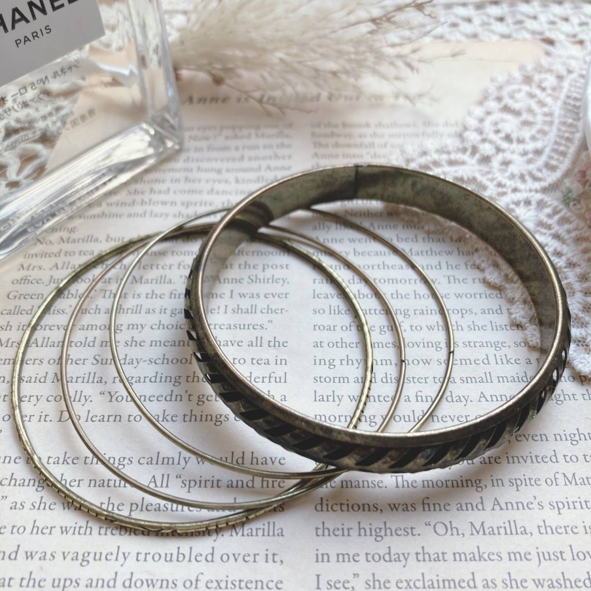 ヴィンテージバングル ゴールド系 4本セット☆ Vintage jewelry accessories A0947拍卖