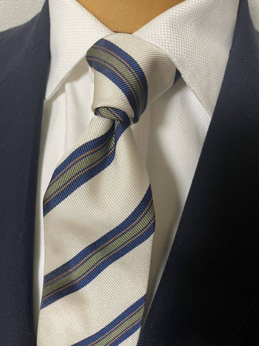 【美品】Alessandro Masiイタリア製ネクタイ シルク ホワイト基調ストライプ 大剣約8cm グリーン×ネイビー拍卖