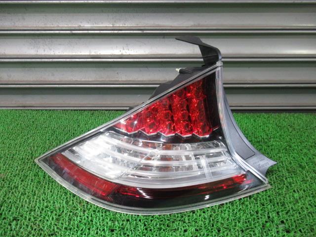 CR-Z DAA-ZF1 左テールランプ 33550-SZT-E03 スタンレー P8689 /40746拍卖