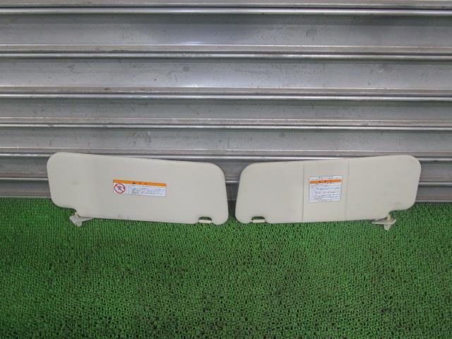 キューブ DBA-YZ11 左右 サンバイザー 96400-4V00B 96401-4V00A ベージュ /40832拍卖
