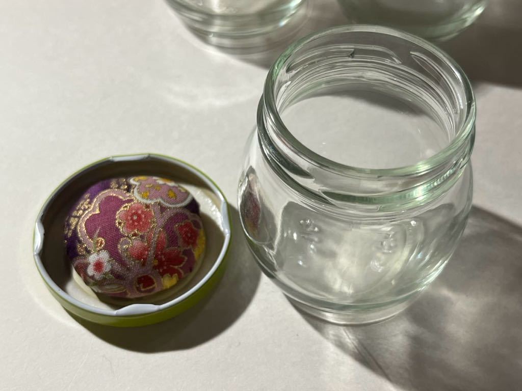 リサイクル瓶のリメイクピンクッション*紫の花*拍卖