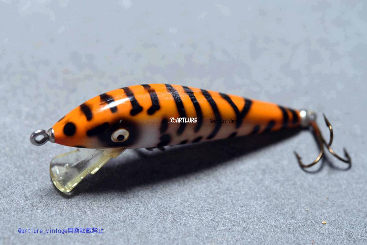 VINTAGE LURE HEDDON HEDDON TIGER 1020 SD 1960s 未使用中古 箱入り(4491-249USA MADE #OLDLURE #ARTLURE_VINTAGE #ヴィンテージルアー拍卖