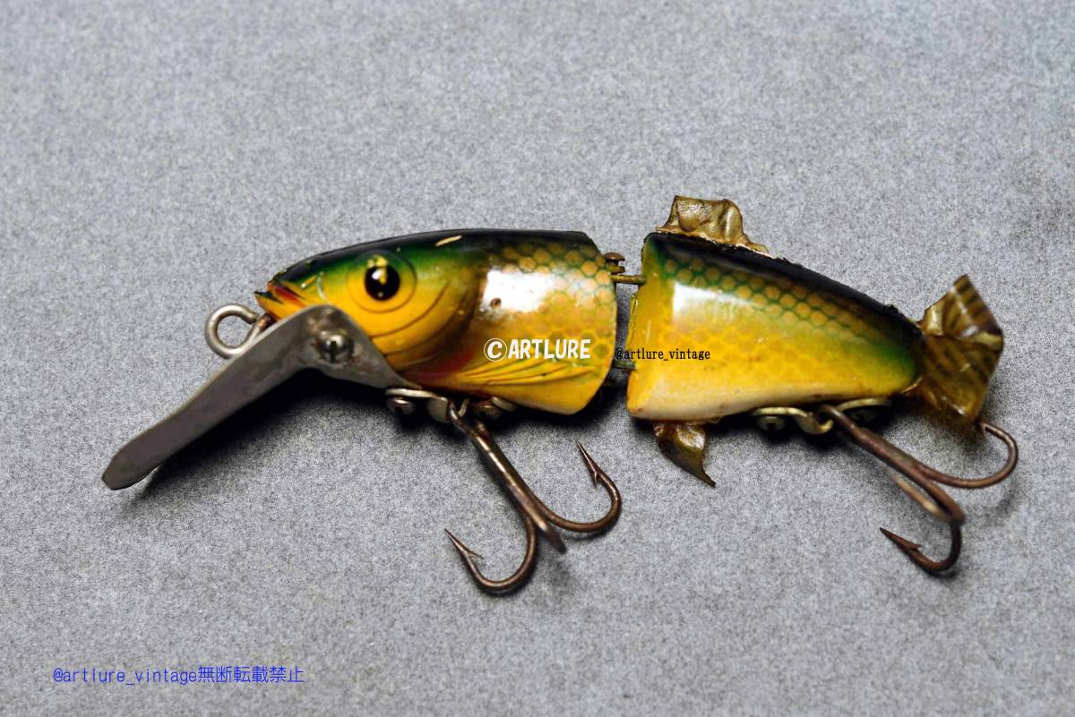 STRIKEE MINNOW NATURAL LURE BAIT 本物のサメ皮 オールド珍品希少面白ルアー VINTAGE LURE (4700a-224)USA #OLDLURE #ARTLUREVINTAGE 拍卖