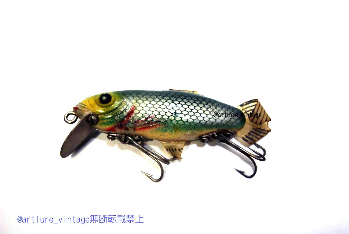 本物のサメ皮 STRIKEE MINNOW NATURAL LURE BAIT オールド珍品希少面白ルアー VINTAGE LURE (4707-223)USA #OLDLURE #ARTLURE_VINTAGE 拍卖