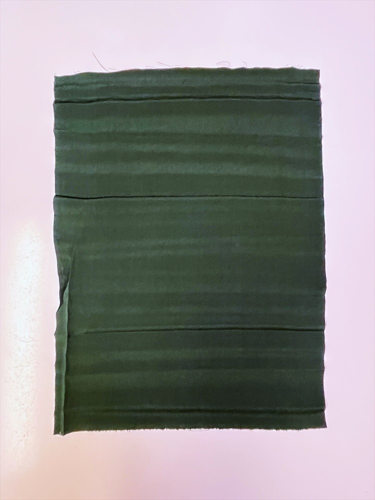 花とら●リサイクル端切れ 深緑 無地 ちりめん リメイク 素材 細工用 231224-15拍卖