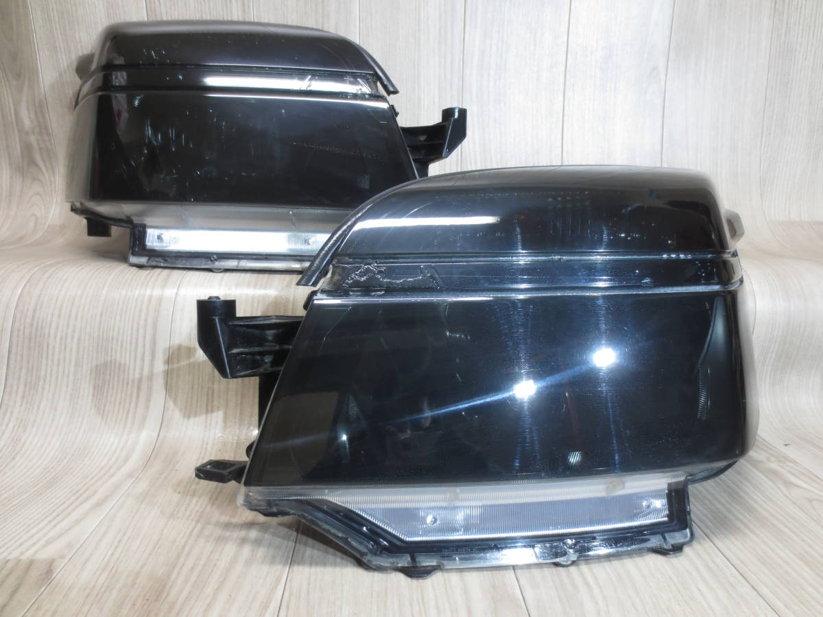 I5// AZR60/AZR65ヴォクシー純正ヘッドライト左右 KOITO 28-153スモーク塗装品拍卖