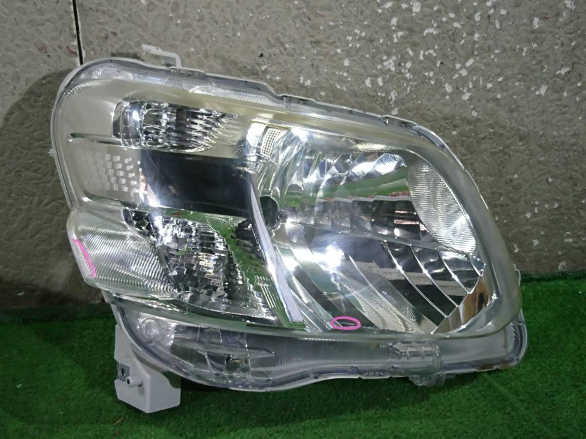 LA600S タント 右ヘッドライト イチコー 1880(40383)拍卖