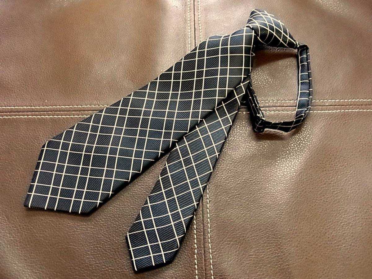 ♪【キッズ用】0079♪美品コムサデモードISM【ワンタッチ・正面28.4cm】ネクタイ拍卖