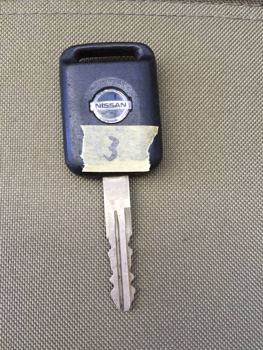 ニッサン 日産 キーレス エクストレイル ティーダ マーチ キャラバン ウイングロード ステージア ノート 2ボタン 同梱可能・定形外発送 ③拍卖