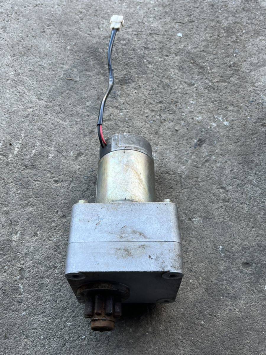 NO.50-1516(新潟)イセキ コンバイン HA60Gオーガ 旋回モーター拍卖