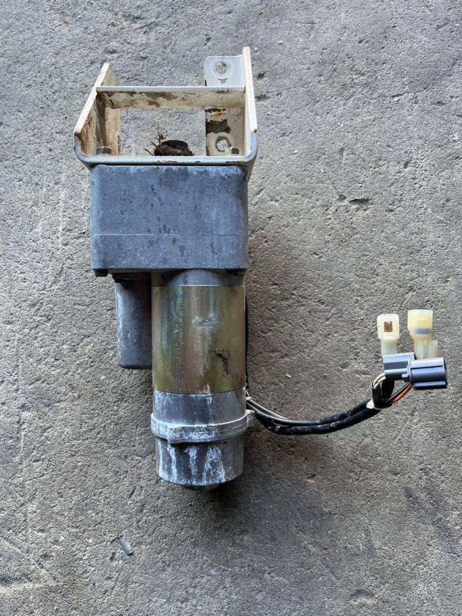 NO.50-1518(新潟)イセキコンバインHF325G旋回モーターTD6262拍卖