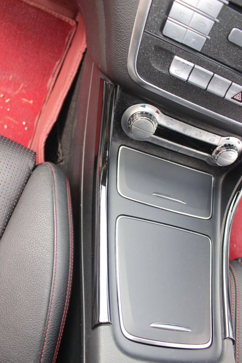 メルセデスベンツ Mercedes A CLA GLAガーニッシュ【D349c】拍卖