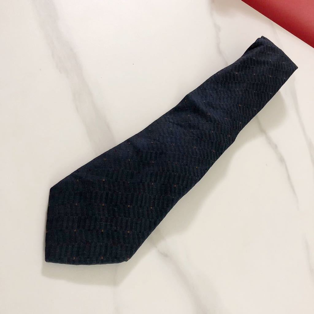 ◆◆◆bellini イタリア製 ネクタイ 使用頻度少ない 濃紺など シルクなど拍卖