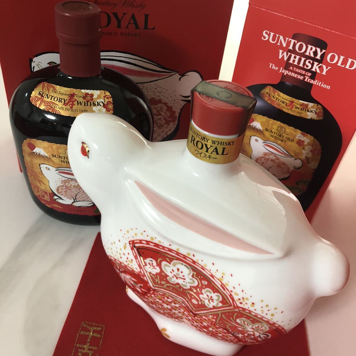 ◆◆◆SUNTORY サントリーウイスキーローヤル 贈答品 セット 小8本 大1本拍卖