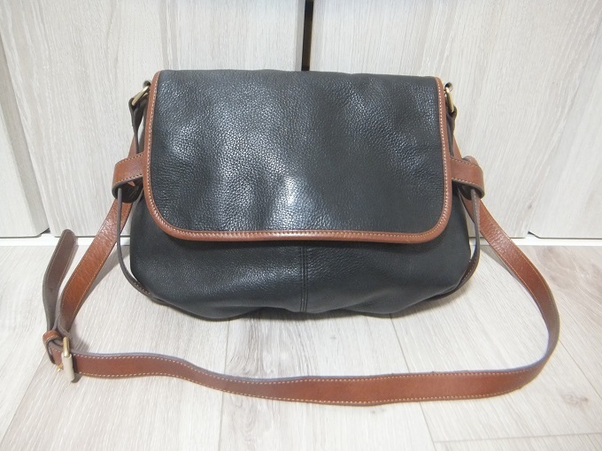 Paul Smith オールレザーショルダーバッグ☆ポールスミス 革 鞄拍卖