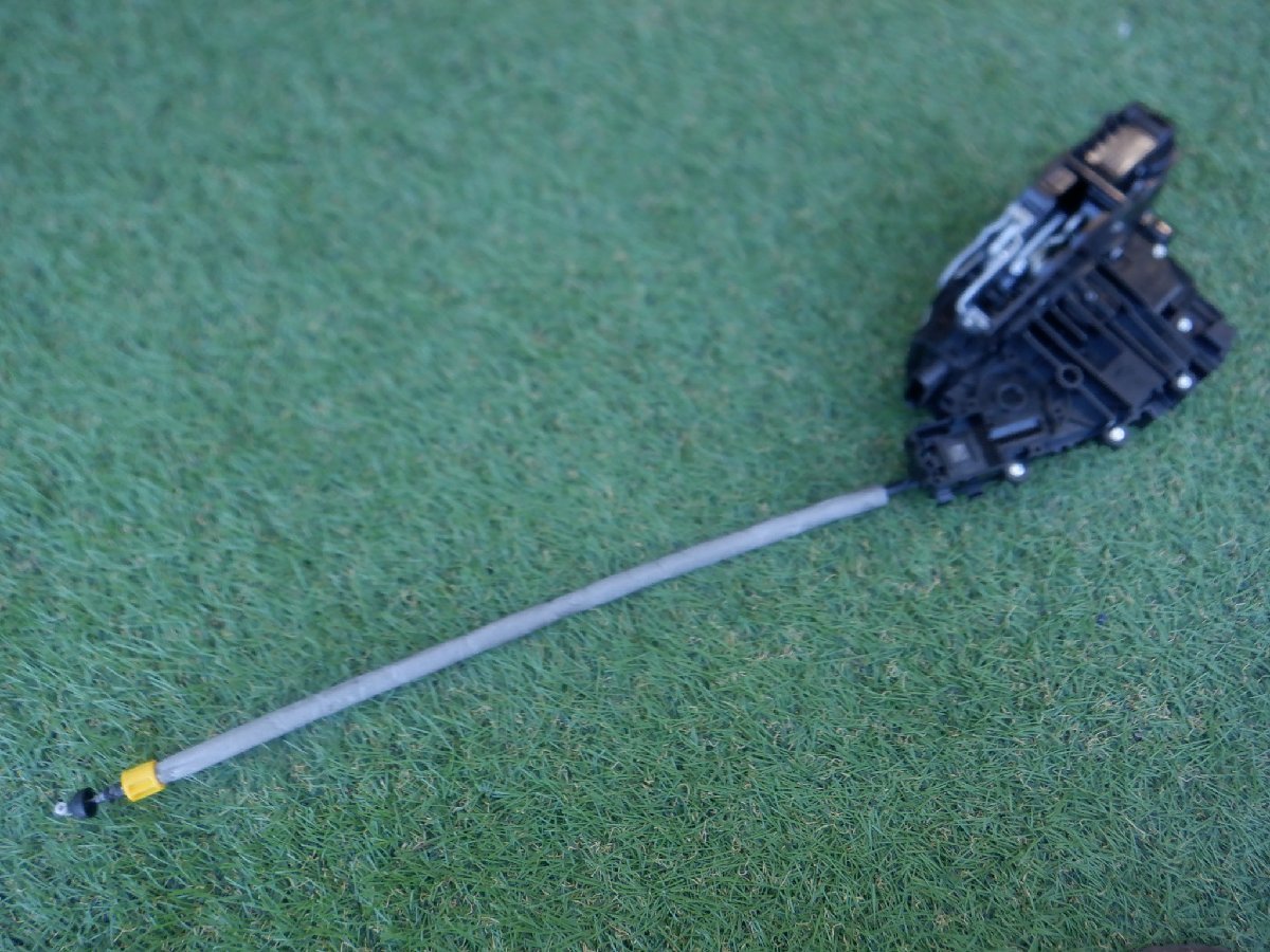 ベンツ純正 W222 Sクラス W213 Eクラス ドアロック アクチュエーター A0997200201 m-24-1-226拍卖