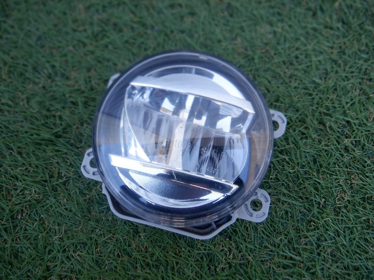 ダイハツ純正 LA600S LA610S タント カスタム トップエディション LED フォグランプ フォグライト 左側 助手席 114-11092 点灯確認済拍卖