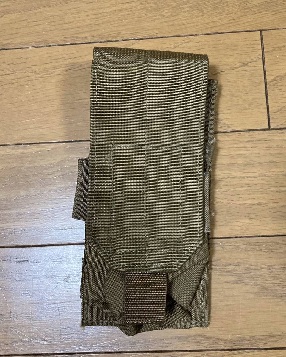中古 シングル M4 マガジン ポーチ タンカラー スタナグ モール対応 マグポーチ サバゲー 装備拍卖