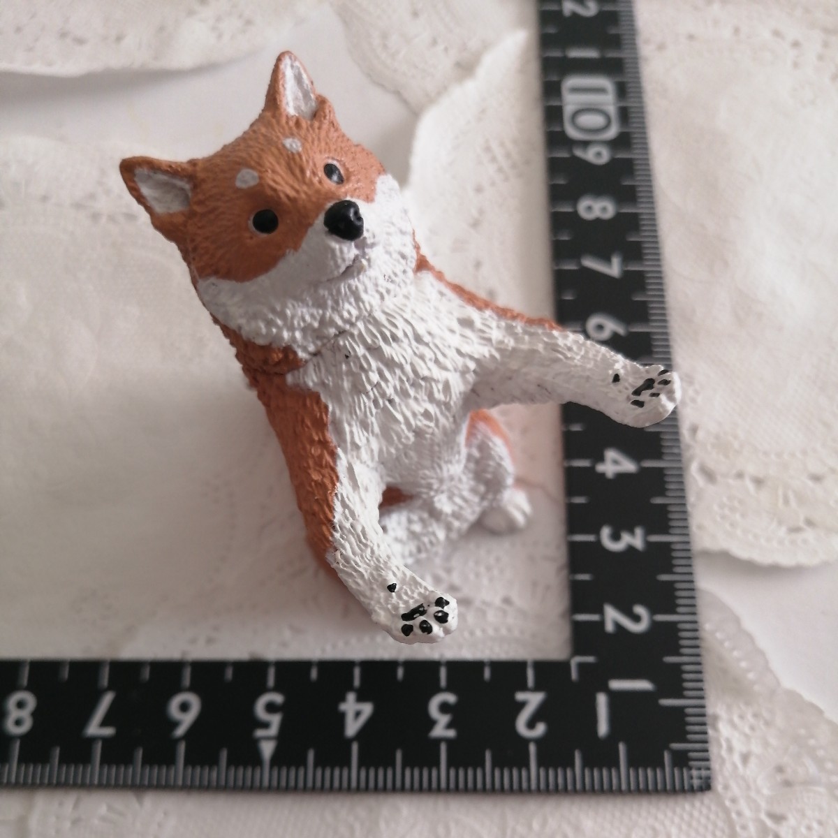 4r0103 ミニチュア ドール用 ペット 眉 柴犬 持ってくれる シバ momoko バービー ジェニー リカちゃん ピュアニーモ ブライス 1/6ドール 犬拍卖