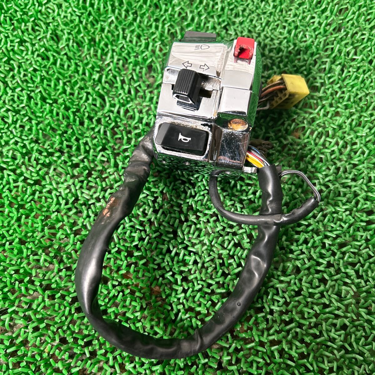 SUZUKI GSX-R1000 ハンドルスイッチ左 メッキ加工 K7 K8拍卖