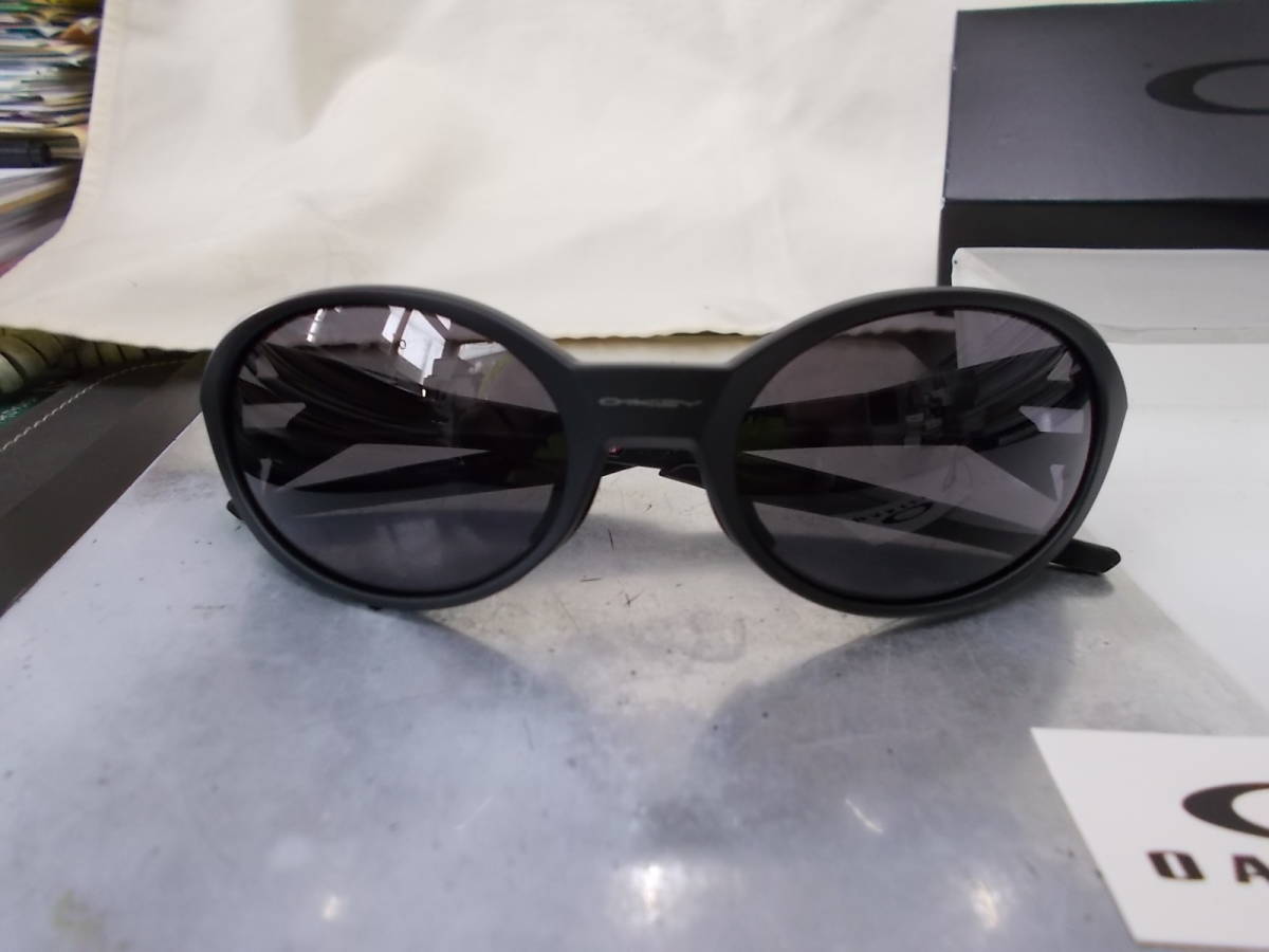 OAKLEY オークリー EYEJACKET REDUX OO9438-0158 プリズム レンズ サングラス拍卖