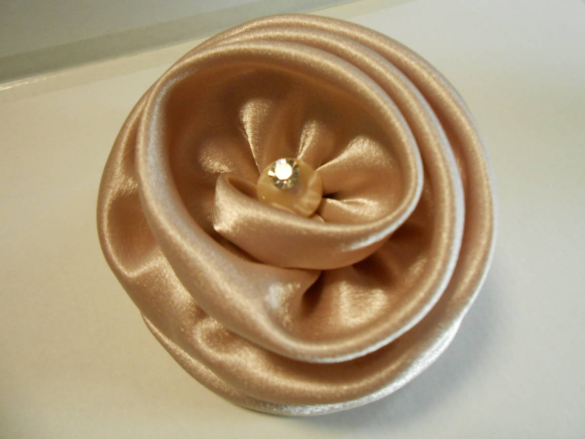 パールxくすみピンク コサージュ 拍卖