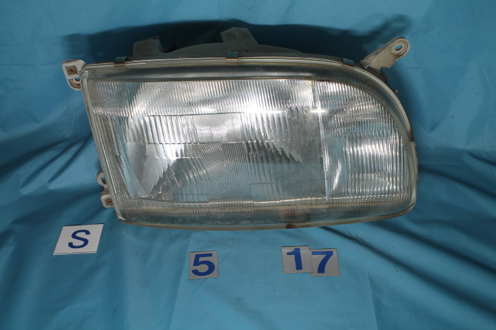 S-351 トヨタ 100系 ハイエースワゴン 純正 右ヘッドライト TOYOTA 26-41 KOITO拍卖