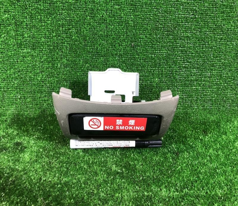 スズキ エブリー EBD-DA64V 灰皿 アッシュトレー MIDDLE COLUMN CARD TRAY ID:2450拍卖