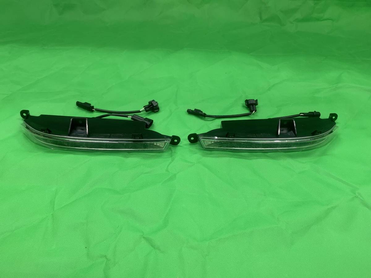 【新品】M.ベンツ Sクラス W221 デイライト 左右セット Y0084拍卖