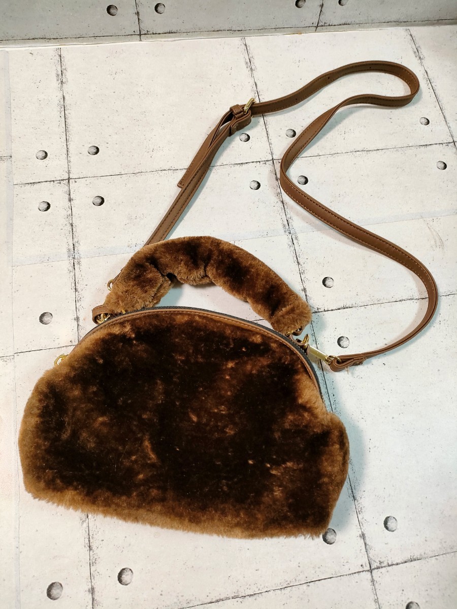 F ファー ショルダーバッグ 持ち手付き 茶系拍卖