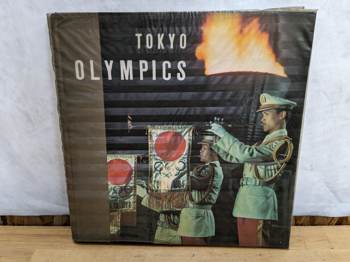 Z03□『TOKYO OLYMPICS』1964年 陸上自衛隊オリンピック支援集団司令部(監修) ■ 昭和39年発行 限定版 東京オリンピック 240131拍卖