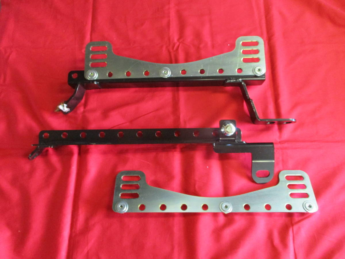 レーシングスペック フルバケ専用 シートブラケット シルビア S13 S14 S15 R32 R33 レカロ ブリット 軽量 拍卖