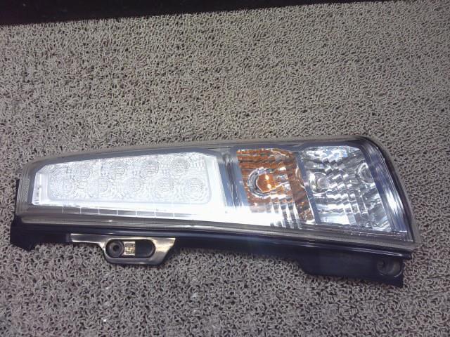 ☆平成25年 ワゴンR スティングレー MH34S 右テールランプ LED クリアレンズ トーカイデンソー 35603-72M0 35650-72M10拍卖