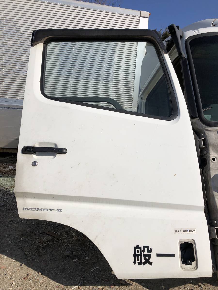 11052m 三菱 ふそう スーパーグレート LKG-FS55VZ ドア 右側 運転席側拍卖