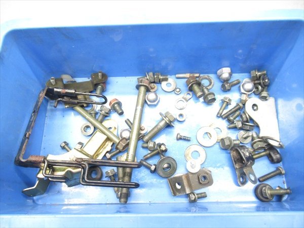 F1R6-0122 ヤマハ YB-1 Four ステー ボルト シャフト ネジ 【UA05J-0107*** 2001年式】拍卖