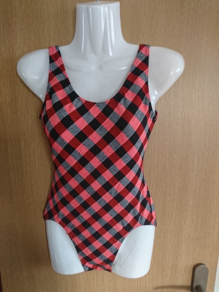 ☆FORTY SECOND STREED☆赤×黒☆ブロックチェック柄のワンピース水着☆サイズ9号☆日本製☆拍卖