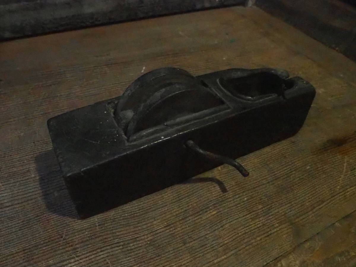 【江戸時代の炭壺】木製線挽き古道具アンティーク骨董インテリア大工道具インダストリアル車輪ハンドル鉋ハンマー金槌のこぎり拍卖