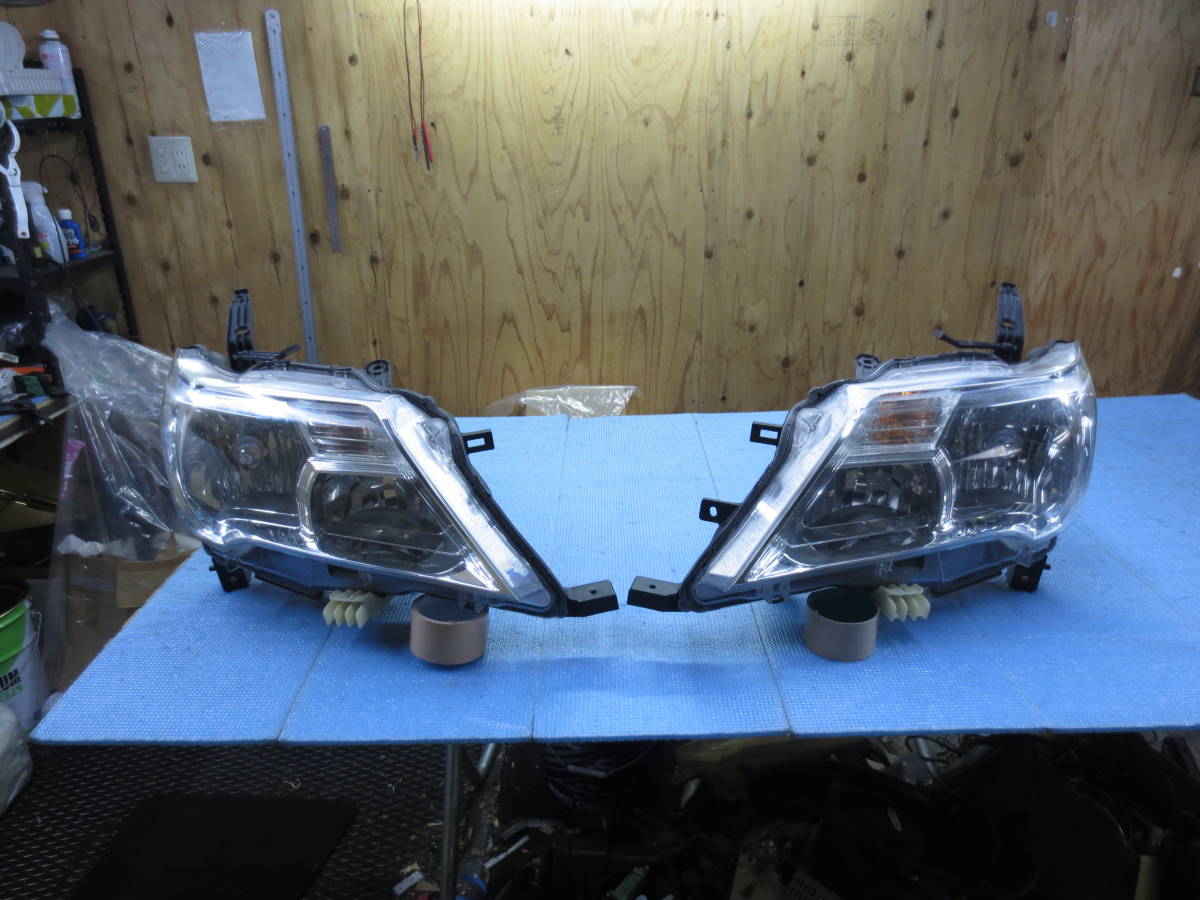 C26 ランディ 左右ヘッドライト ハロゲン式 H22年式 ②拍卖
